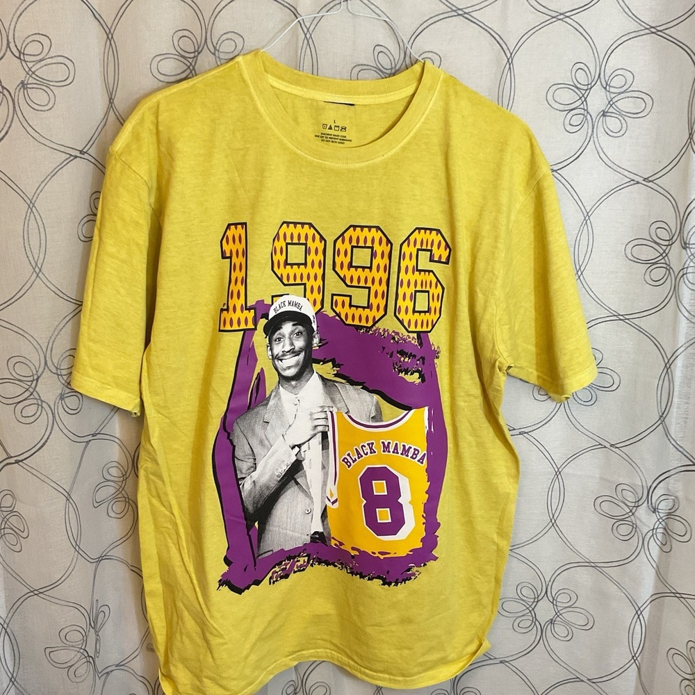Kobe Bryant Retro Black Mamba 1996 Draft T-Shirt Short Sleeve Men's Large Yellow